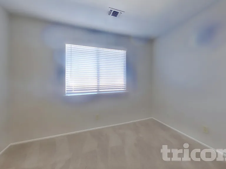 1630 E Lake Ct — Photo 9