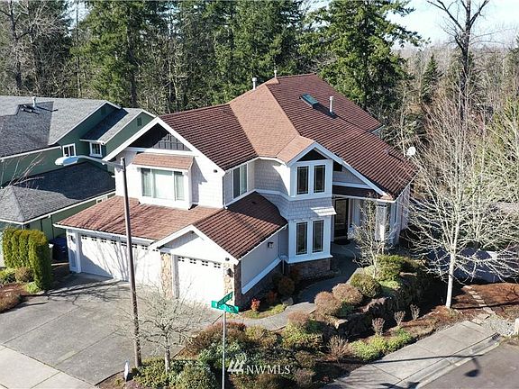 2nd image of 25316 NE 3rd Pl