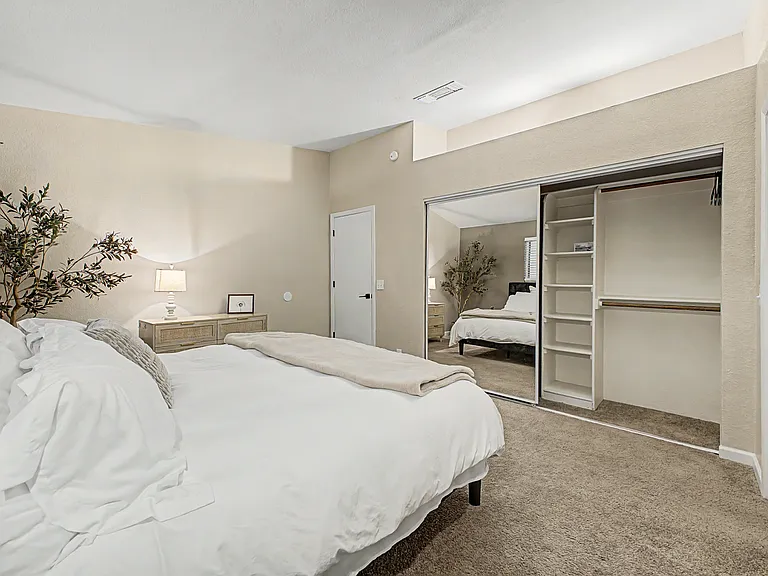 5871 N Edenbrook Ln — Photo 16