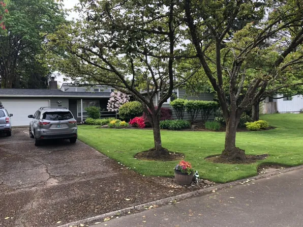 11940 SW Douglas St, Portland, OR 97225