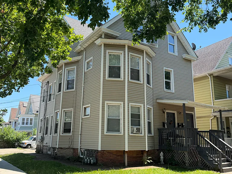 239 Clinton Ave #2 — Photo 1