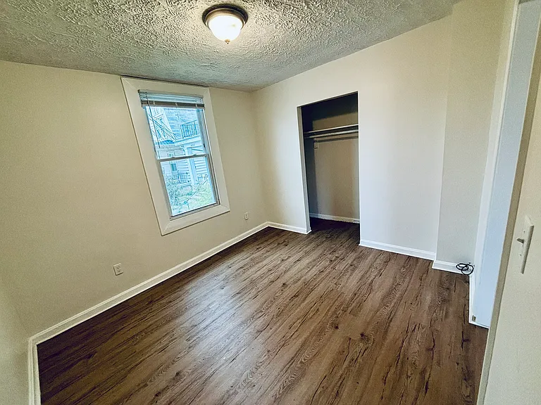 1800 Hopkins Ave #1 — Photo 6