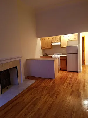 Rented by Apartments by Us | media 21