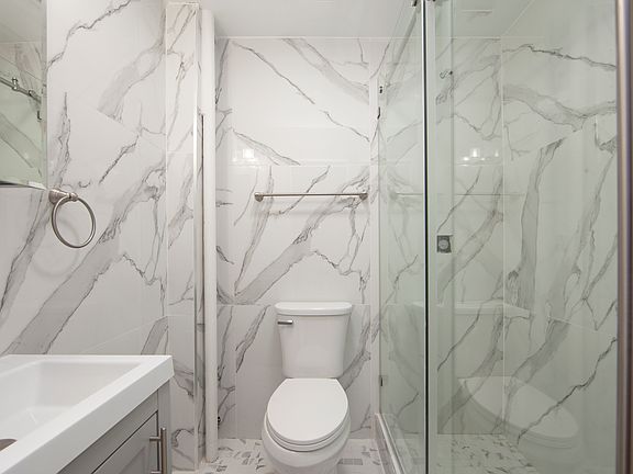 4th image of 364 W 15th St APT 6