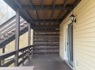 7942 Riverhaven Dr #C2, Radford, VA 24141