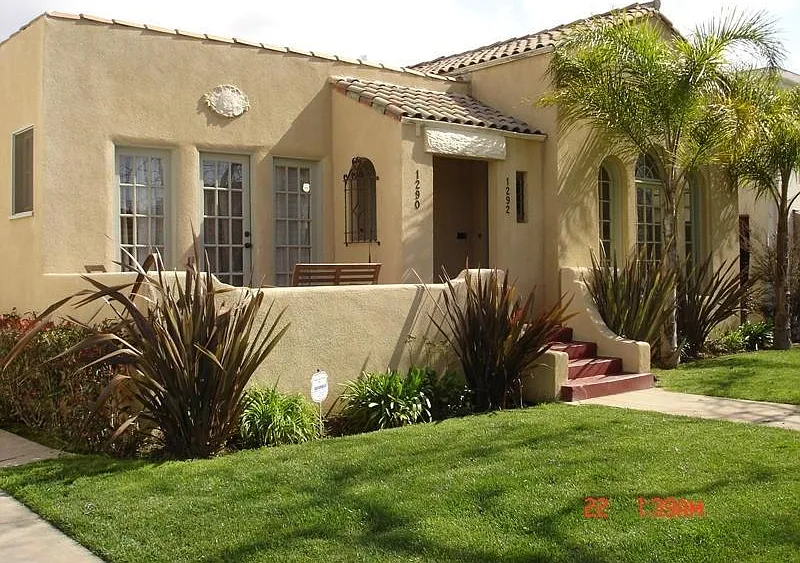 1290 S Highland Ave