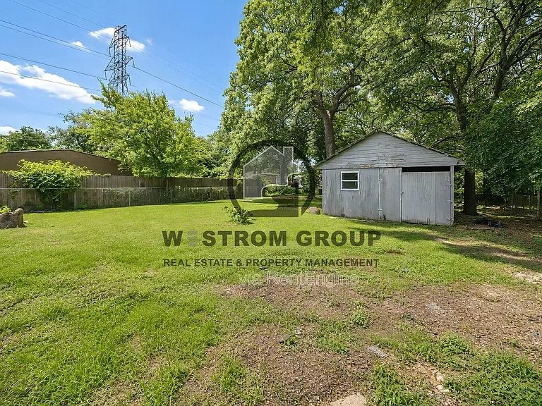 136 Arthur Dr — Photo 33
