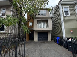 766 S 17th St #L3, Newark, NJ 07103