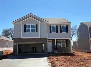 8916 Round Bale Ave, Bowling Green, KY 42104