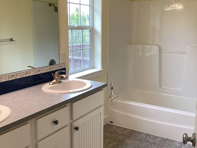 86 Weldwood Dr — Photo 12