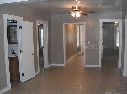 3rd image of 731 Putnam Ave APT 1