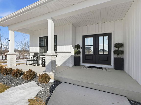 2nd image of 17890 Hutt Ridge Ct