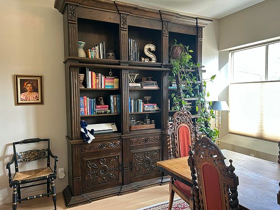 5th image of 12515 Crested Moss Rd NE