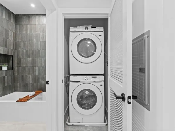 433 Central Avenue image 9 of 20