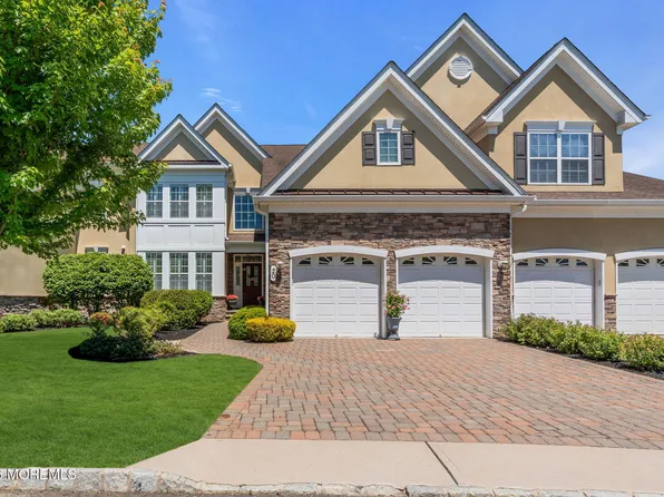 20 Aspen Lane, Tinton Falls, NJ 07724