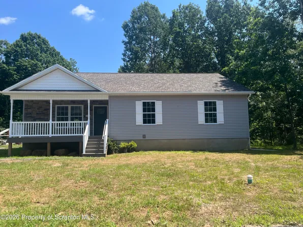 111 Monterey Rd, Scranton, PA 18505