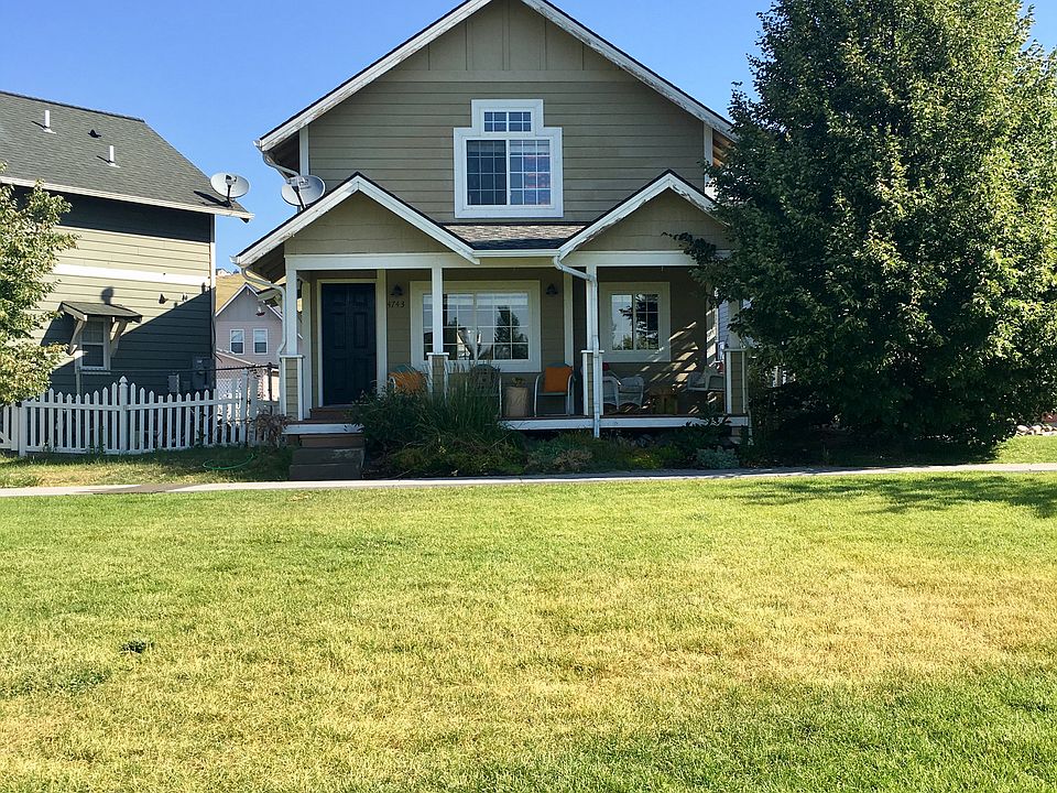 1st image of 4743 Adalaide Ln