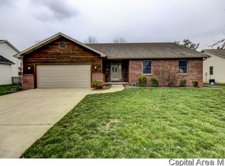 3213 Catalpa Dr, Springfield, IL 62712