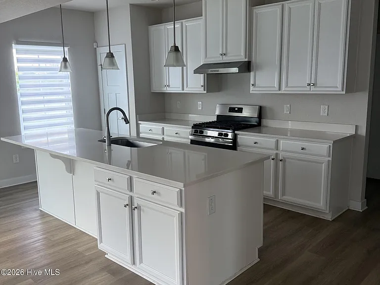 407 Green Lake Rd — Photo 8
