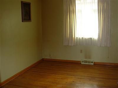 5th image of 4409 Muriel Ave