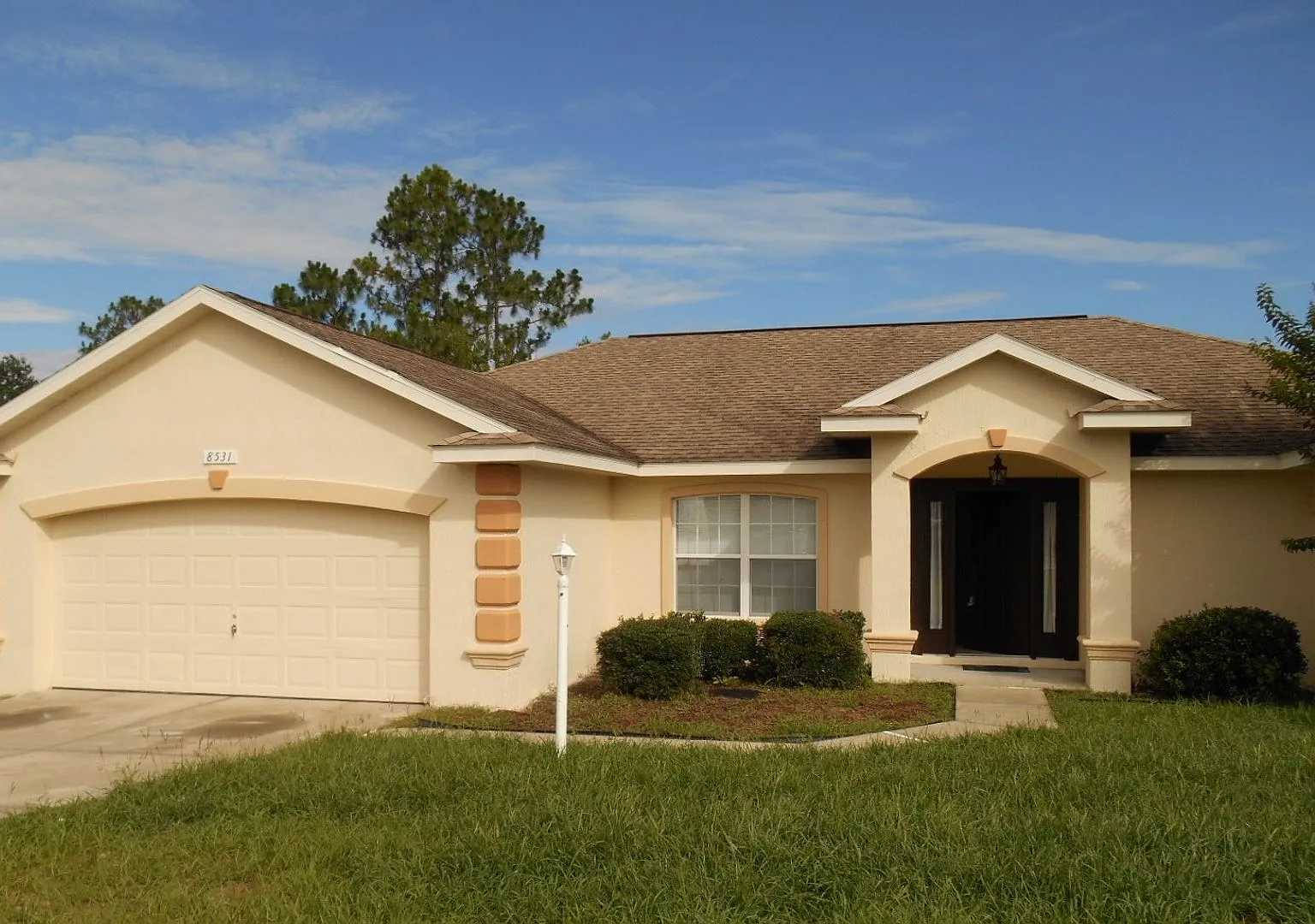 Charming 4-Bedroom, 2-Bath Home for Rent Marion Oaks! — Photo 2