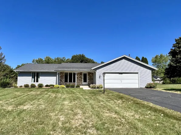 S67W32696 Ashton WAY EAST East, Mukwonago, WI 53149