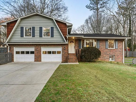 2nd image of 3022 Timberline Rd