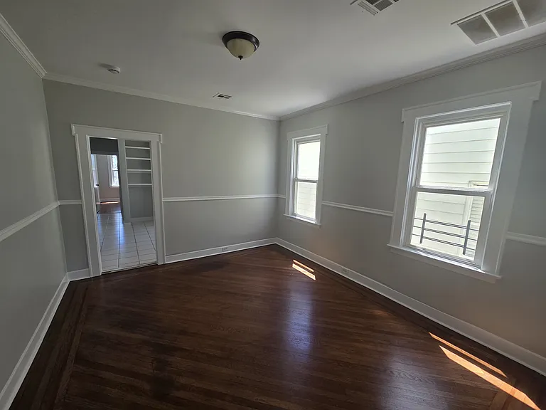 336-338 Sandford Ave #2R — Photo 7