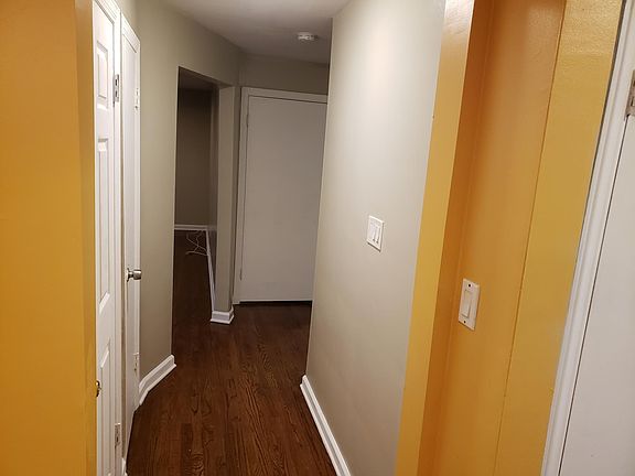 2nd image of 366 Boyden Ave