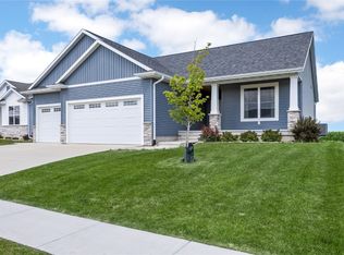 1308 Hickory Ridge Dr, Marion, IA 52302