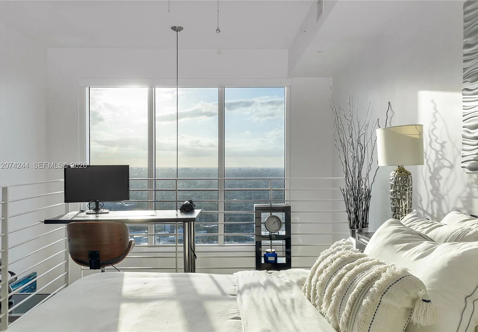 Infinity At Brickell — Photo 1