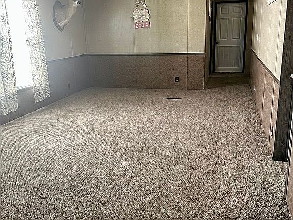 Den/Family Room/Game Room