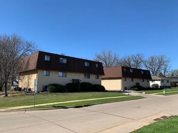 3408 37th Ave, Moline, IL 61265