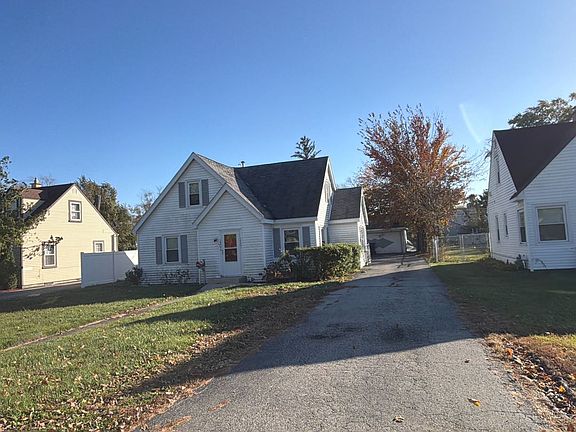 2nd image of 10441 W Palmer Ave