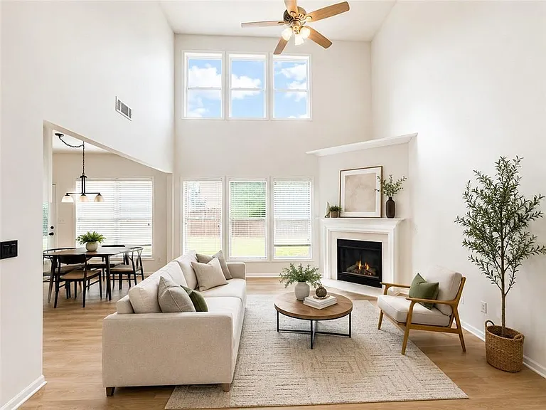 2252 Jasmine Glen Dr — Photo 4
