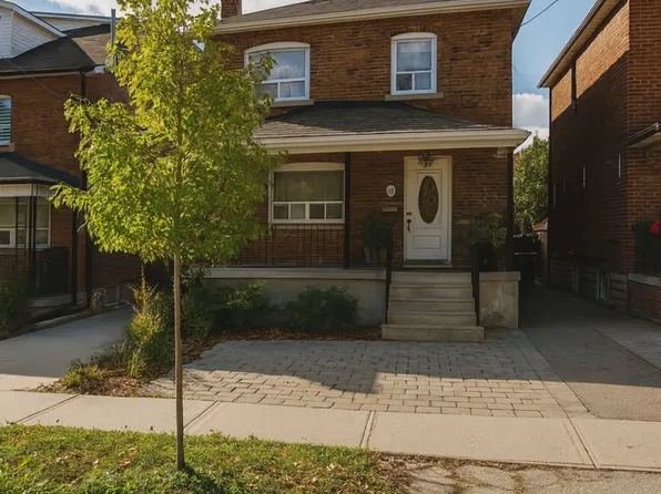 10 Fairbank Ave, Toronto, ON M6E 3Y4