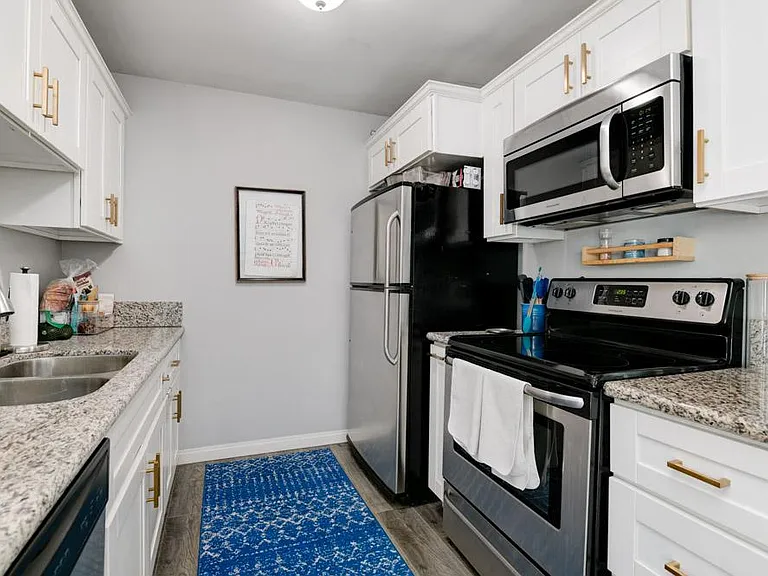 4503 Hamilton St #8 — Photo 14