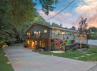 304 NW J St, Bentonville, AR 72712