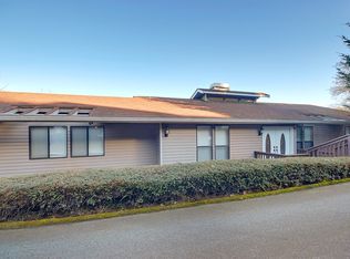 320 Maple Ave NW, Renton, WA 98057