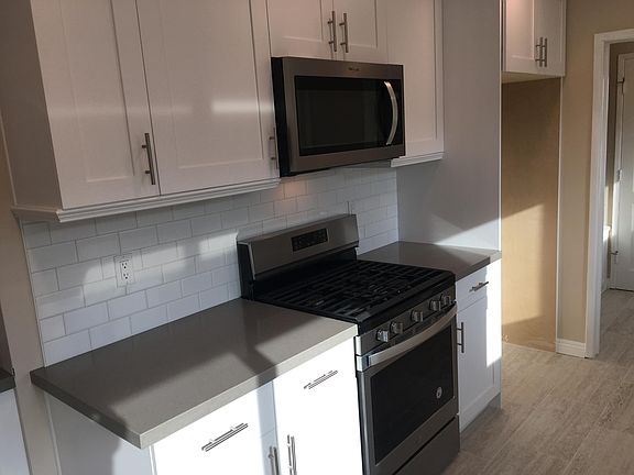 4th image of 3964 Alberan Ave