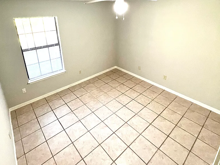 700 Tumbleweed Trl #A — Photo 2