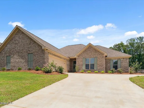 165 Cornerstone Dr, Brandon, MS 39042