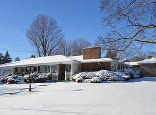 9 Parkview Hts, Quinte West, ON K8V5L9