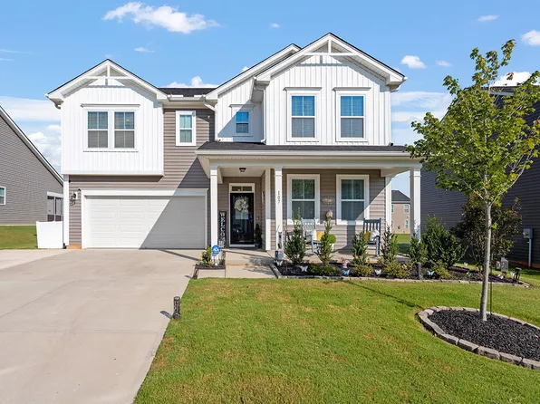 107 Mallard Loop Dr, Clayton, NC 27527