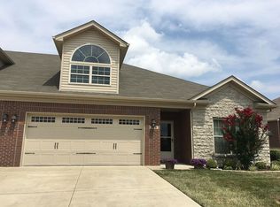 229 Twin Springs Ct, Shelbyville, KY 40065