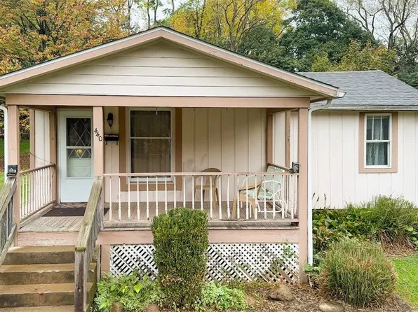 440 Jefferson St, Ravenna, OH 44266