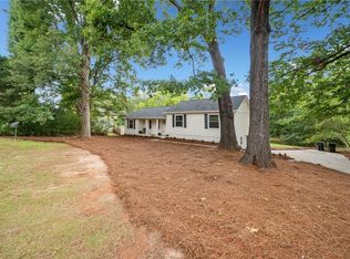 304 Old Farm Rd, Woodstock, GA 30188