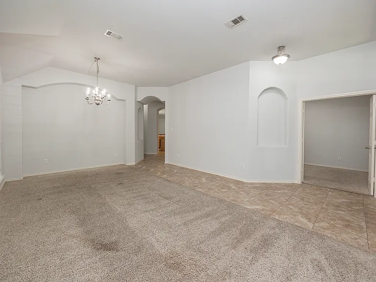 5556 Sky Ridge Dr — Photo 8