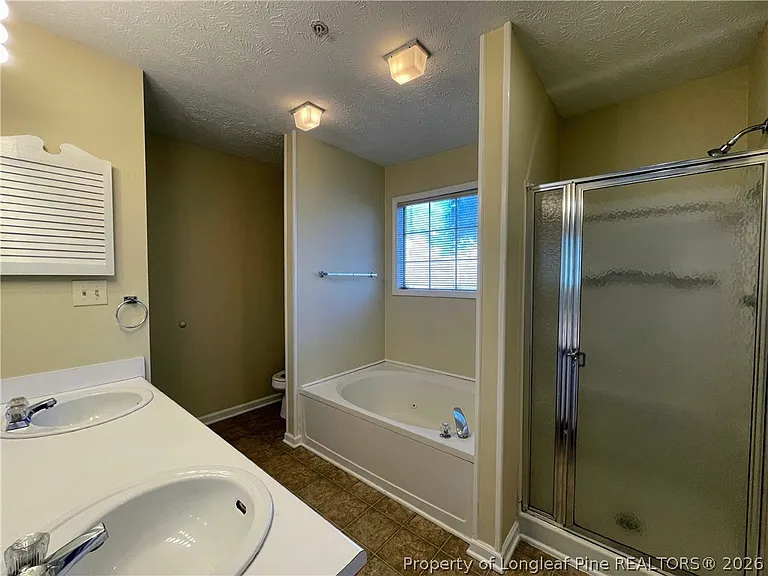 224-1 Waterdown Dr — Photo 8