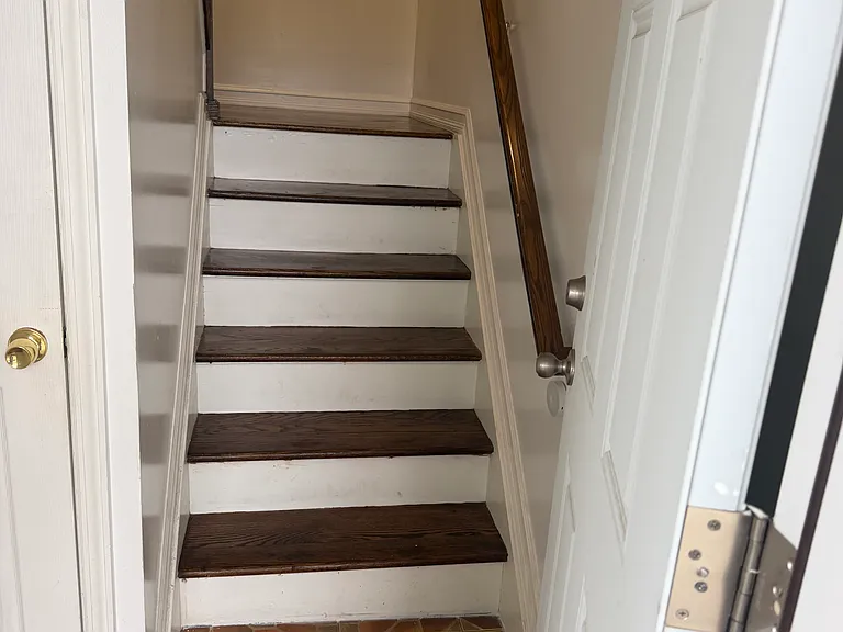 170 Titus Ave #B — Photo 12